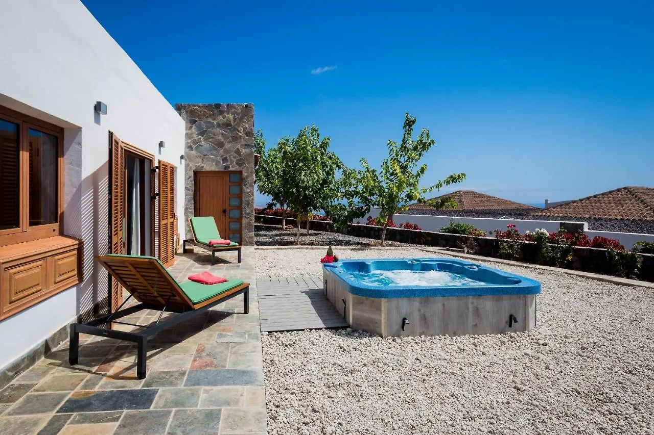 Villa Mango, Adeje, Sea View Los Menores 0*,  Spanien